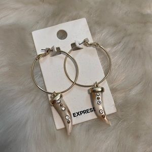 NWT Express Gold Hoop Earrings with Tooth